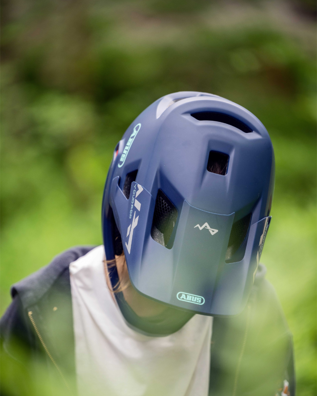 Abus YouDrop FF Fahrradhelm Kinder | dust grey